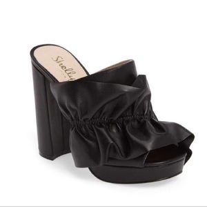 🎉🎉JUST REDUCED🎉🎉Shellys London mule